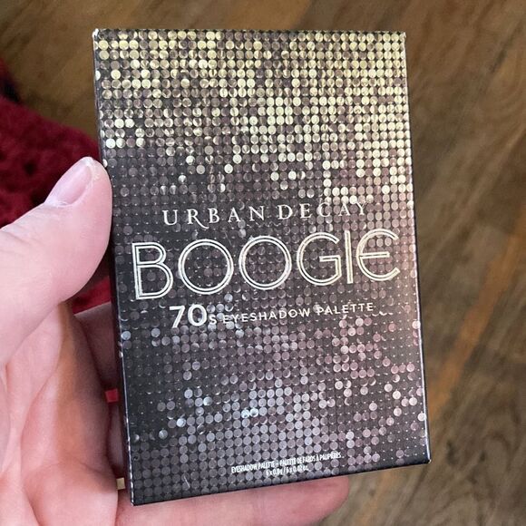 Urban Decay Boogie 70’s Eyeshadow Palette - Picture 2 of 5